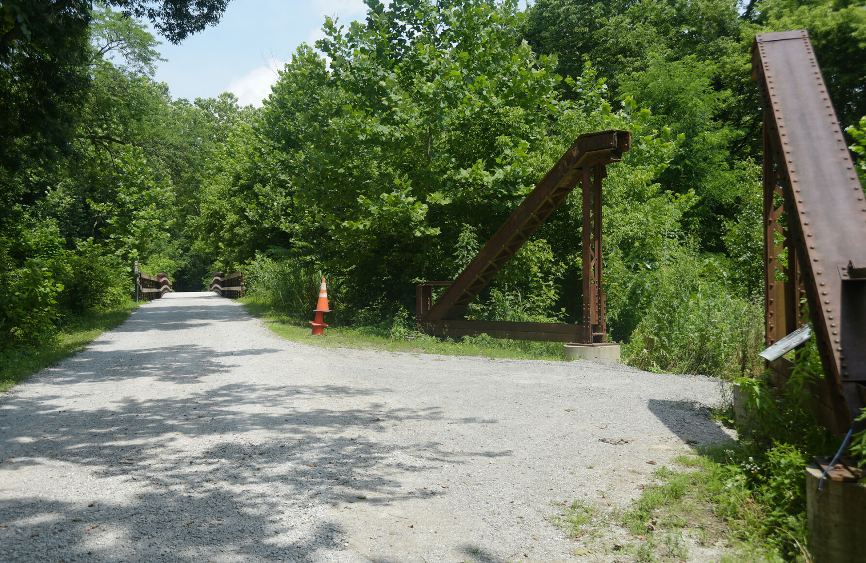 A proposed path leading to new wetlands juts off the MKT trail